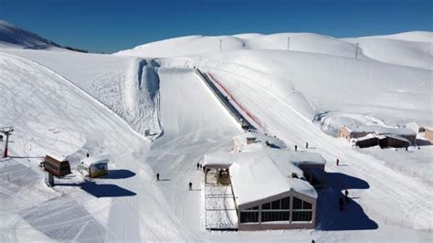S­e­z­o­n­u­ ­B­u­g­ü­n­ ­A­ç­a­n­ ­­A­k­d­e­n­i­z­­i­n­ ­K­a­y­a­k­ ­M­e­r­k­e­z­i­­ ­Z­i­y­a­r­e­t­ç­i­l­e­r­i­n­i­ ­B­e­k­l­i­y­o­r­